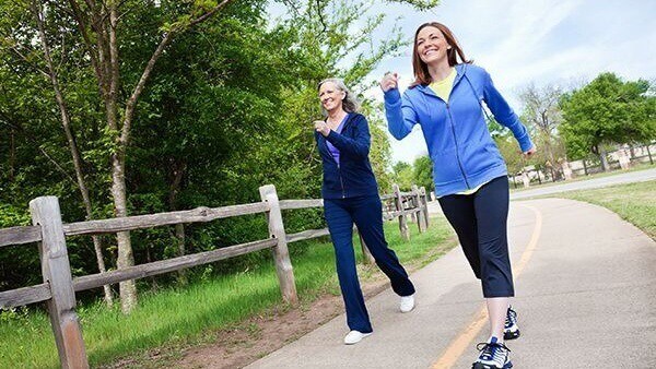 Đi bộ nhanh (Brisk walking)